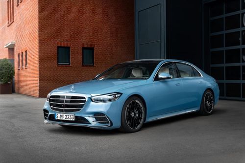 Mercedes-Benz tung gói trang trí cao cấp cho S-Class