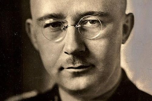 Trùm mật vụ Himmler của Đức quốc xã đã chết như thế nào?