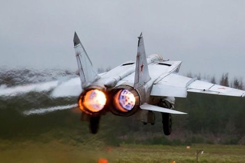 Biệt danh 'Kẻ Say' của tiêm kích MiG-25 có được từ đâu?