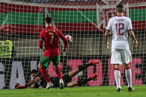 Ronaldo lập thêm 2 kỷ lục 'khủng' cùng Bồ Đào Nha