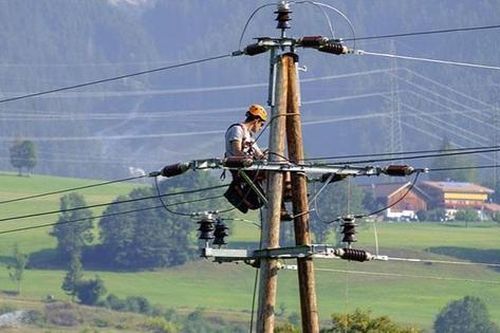 Albania công bố kế hoạch khẩn cấp về năng lượng