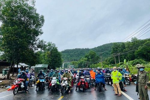 Dân thất nghiệp về quê, TT-Huế và Quảng Trị 'canh cánh' nỗi lo sinh kế