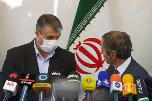 Iran ra tuyên bố bất ngờ về uranium