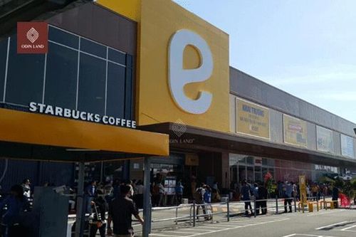 THACO toan tính gì khi 'thâu tóm' đại siêu thị Emart tại Việt Nam?
