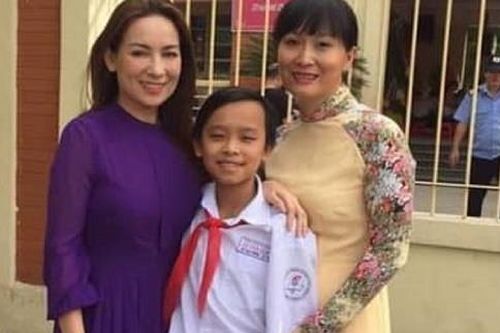 Quản lý của Phi Nhung: Sẽ giải quyết chuyện tiền nong với Hồ Văn Cường hôm nay