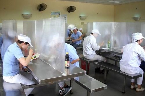 Hà Nội: Hoàn thành hỗ trợ lao động thực hiện '3 tại chỗ' trước 15/10