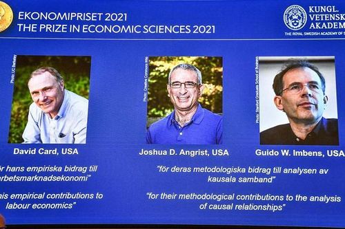 3 nhà khoa học nhận giải Nobel Kinh tế 2021