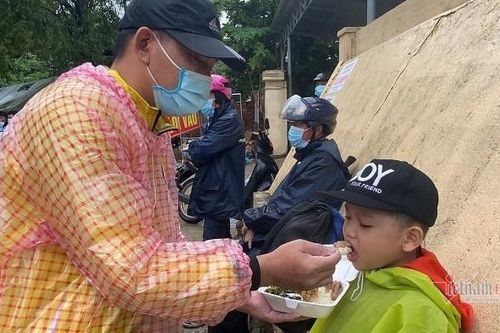 Nhiều địa phương lên kế hoạch lo sinh kế cho người về từ vùng dịch