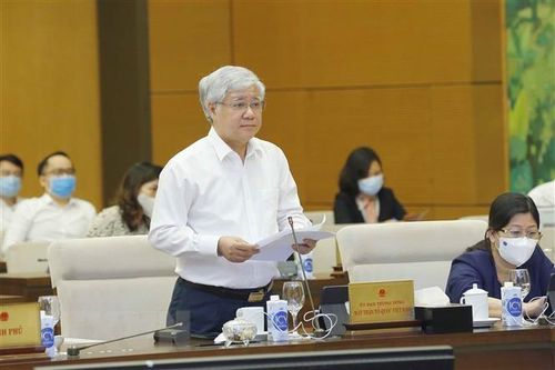 Họp Ủy ban Thường vụ Quốc hội: Chú trọng thực hiện chiến lược vaccine