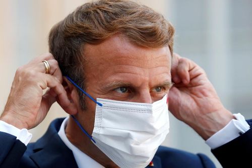 Pháp bắt thanh niên dùng trộm 'thẻ xanh' của Tổng thống Macron