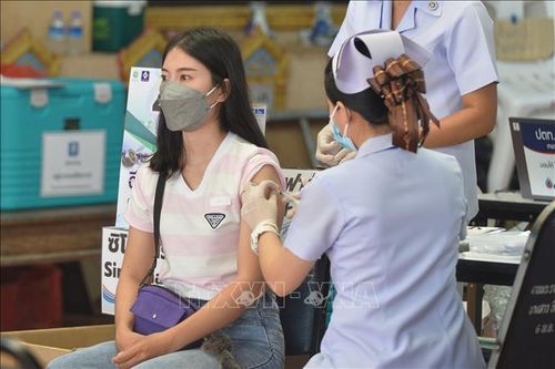 Bangkok (Thái Lan) đặt mục tiêu 70% dân số tiêm chủng kịp thời điểm mở cửa