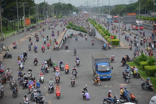 Người dân TP Hồ Chí Minh được phép đi lại bằng xe cá nhân đến Long An, Bình Dương và Tây Ninh