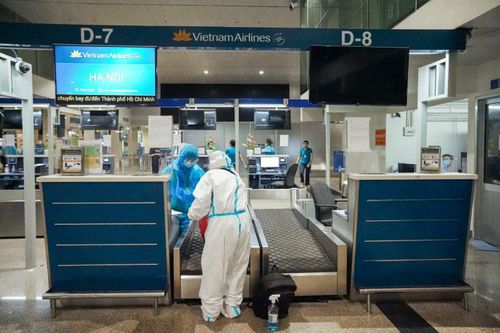 Tình hình COVID-19 ngày 11/10: Tàu hỏa Bắc - Nam sẽ chạy từ 13/10; hành khách bay Hà Nội – TP Hồ Chí Minh không phải cách ly tập trung
