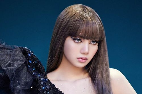Sau loạt chỉ trích thậm tệ, YG cuối cùng đã chịu cho Lisa tham dự sự kiện với nhãn hàng Bvlgari?