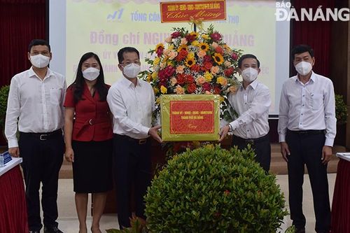 Biểu dương doanh nghiệp bảo đảm công tác phòng, chống Covid-19 gắn với phát triển kinh tế