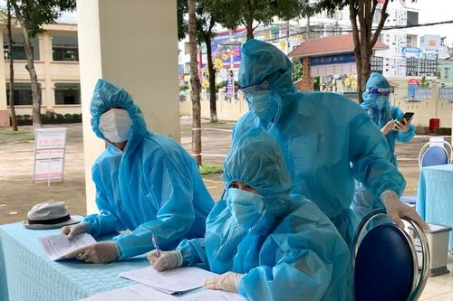 Gia Lai: Thêm 34 trường hợp dương tính mới, trong đó có 33 ca là công dân đi về từ vùng dịch