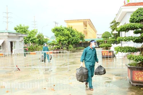 Đảm bảo an toàn bữa ăn cho công dân trong các khu cách ly tập trung