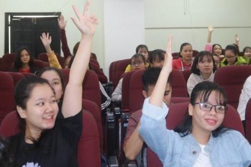 Chính trị - Xã hội Nâng giá trị trẻ em gái, giảm mất cân bằng giới tính khi sinh