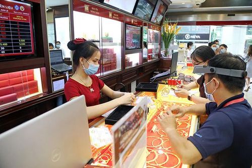 Có nên đầu tư vàng ở thời điểm này?