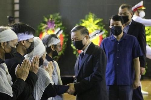 Tiễn đưa Giáo sư, Anh hùng lao động Vũ Khiêu về nơi an nghỉ cuối cùng