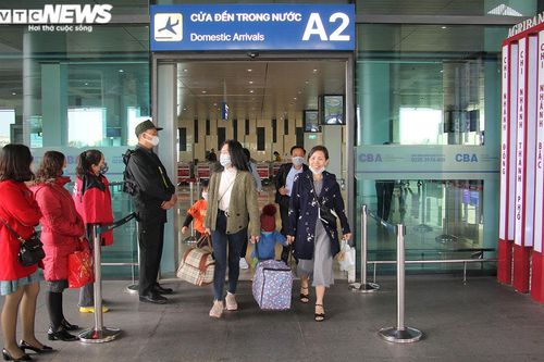 Hải Phòng không yêu cầu khách bay về từ vùng đỏ phải cách ly tập trung