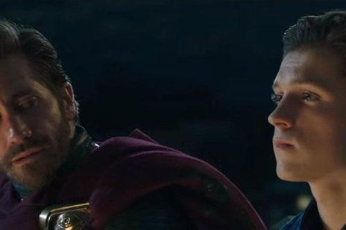Jake Gyllenhaal hé lộ khó khăn khi quay 'Spider Man', từng phải 'cầu cứu' Tom Holland