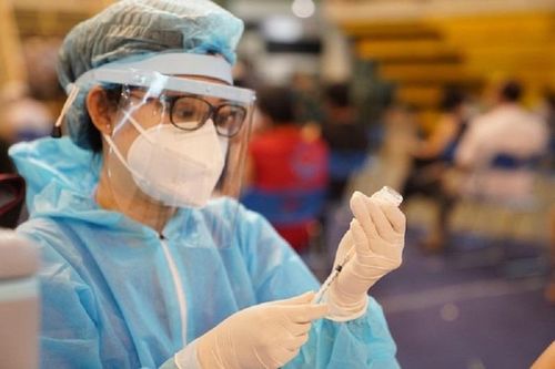 24 giờ qua, cả nước thêm 2.949 ca nhiễm, 93 ca Covid-19 tử vong