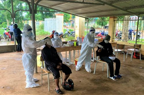 Nhiều ổ dịch Covid-19 không rõ nguồn lây trong vùng đồng bào dân tộc thiểu số ở Đắk Lắk
