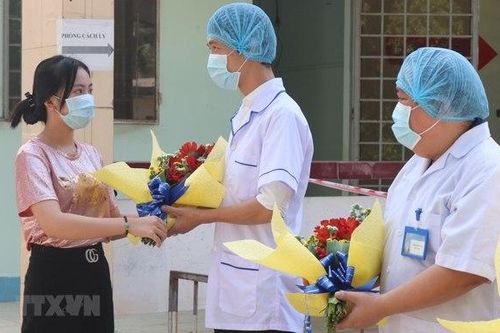 Sáng 12/10, Việt Nam có gần 784.800 ca COVID-19 khỏi bệnh