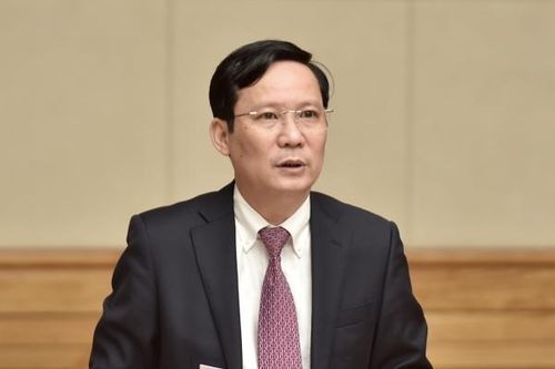 'Đường đến vinh quang bao giờ cũng nhiều chông gai'