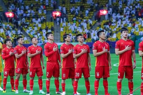ĐT Việt Nam 'đối đầu' Oman: Khi tiếng còi chưa dứt là vẫn 'chiến đấu'