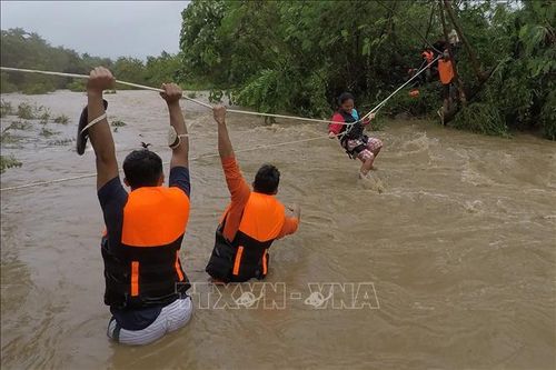 Bão Kompasu làm ít nhất 9 người thiệt mạng tại Philippines
