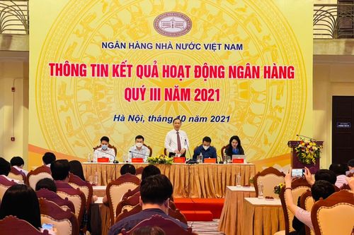 Tín dụng tăng trưởng 7,42% dù dịch bùng phát, giãn cách kéo dài