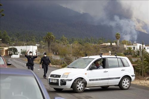 Tây Ban Nha tiếp tục ban bố lệnh sơ tán dân trên đảo La Palma do núi lửa