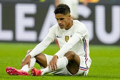 Man Utd thở phào với chấn thương của Varane