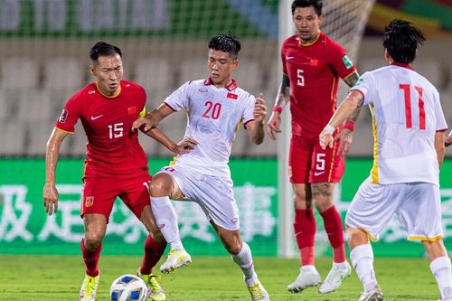 Việt Nam đấu Oman: Phan Văn Đức đá chính, Công Phượng và Văn Toàn dự bị?