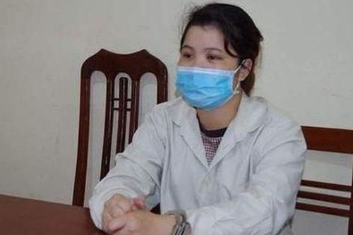 Nữ quái cài phần mềm đổi giọng nói lừa cô gái Hà Nội 4 tỷ đồng