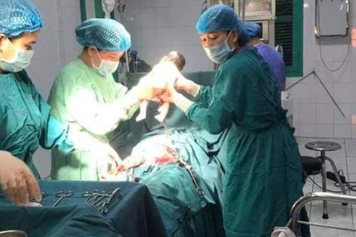 Thực hư thông tin sản phụ sinh con khi mới 11 tuổi