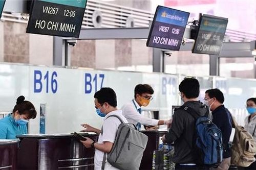 Hà Nội, Hải Phòng bỏ quy định cách ly tập trung với khách đến trên các chuyến bay nội địa