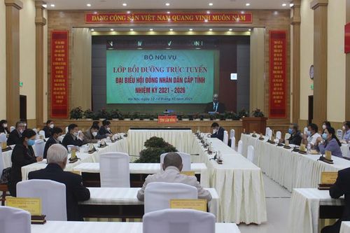 Khai mạc lớp bồi dưỡng đại biểu Hội đồng nhân dân cấp tỉnh nhiệm kỳ 2021-2026