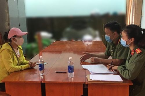 Phạt 5 triệu đồng người đăng tin trị Covid-19 bằng ''nước thánh thiên''