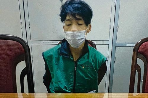 Giả làm shipper, bán ma túy cho người đang điều trị tại trung tâm cai nghiện