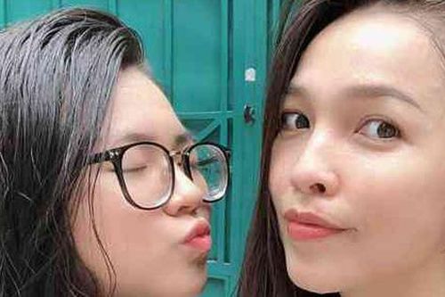 Cách nuôi dạy con 'lạ lùng' từ thuở mẫu giáo của Hiền Thục, khi con đến tuổi dậy thì, nhiều lúc nữ ca sĩ cũng phải bất lực nằm khóc vì con