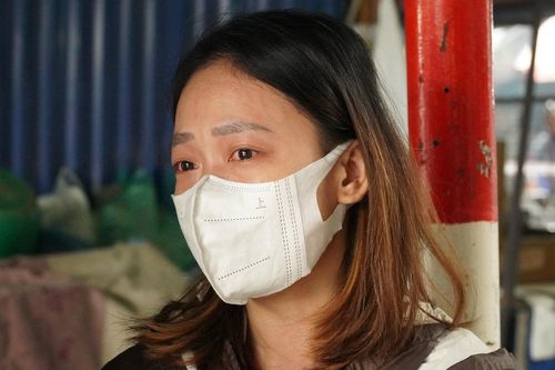 Cháy trung tâm thương mại ở Hải Phòng, nhiều tiểu thương bật khóc