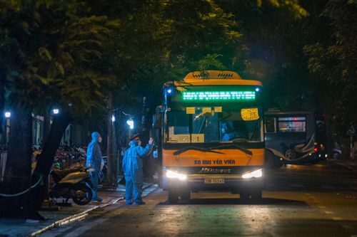 Hà Nội có thêm 12 trường hợp nhiễm nCoV