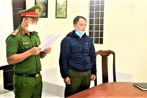 Bắt tạm giam Trạm phó Kiểm lâm 'nhận hối lộ' để lâm tặc phá rừng