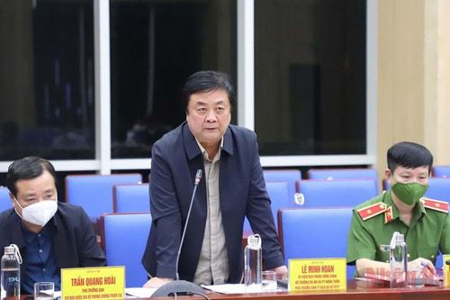 Ban Chỉ đạo Quốc gia về phòng, chống thiên tai kiểm tra công tác ứng phó bão số 8 tại Nghệ An