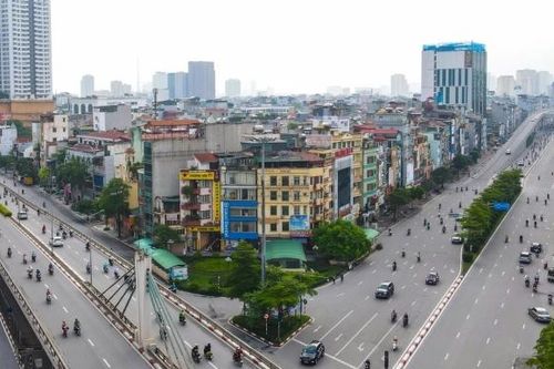 Hà Nội phân bổ dân số ra sao trong bối cảnh vượt dự báo quy hoạch?