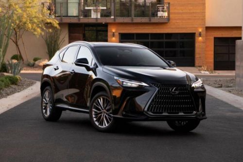 Lexus NX 2022 có giá từ khoảng 864 triệu đồng, thêm phiên bản hybrid