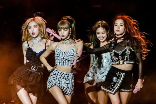 Lisa (BlackPink) tiết lộ sân khấu tuyệt vời nhất trong đời